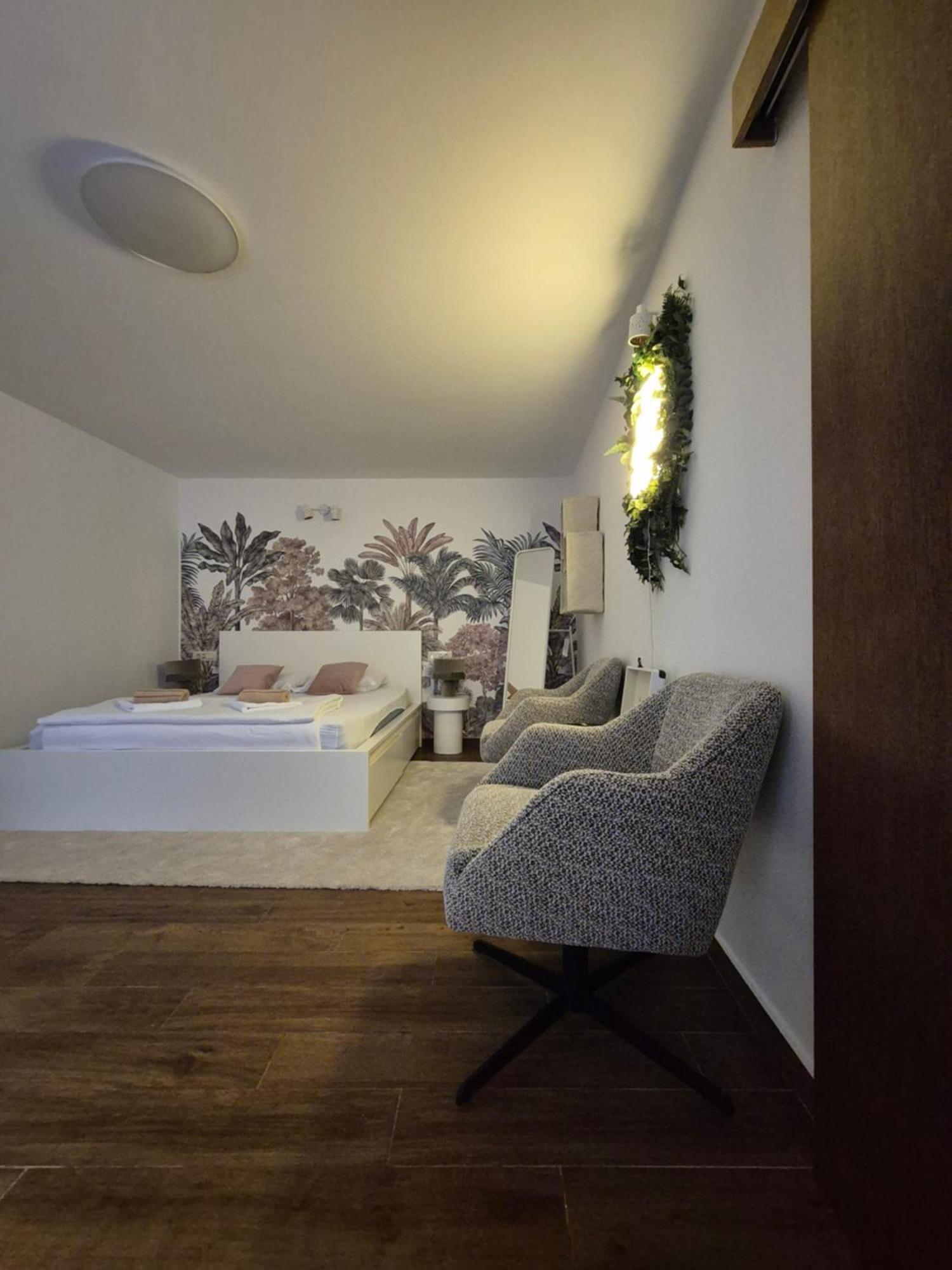 Studio Noellica Rovinj Bagian luar foto